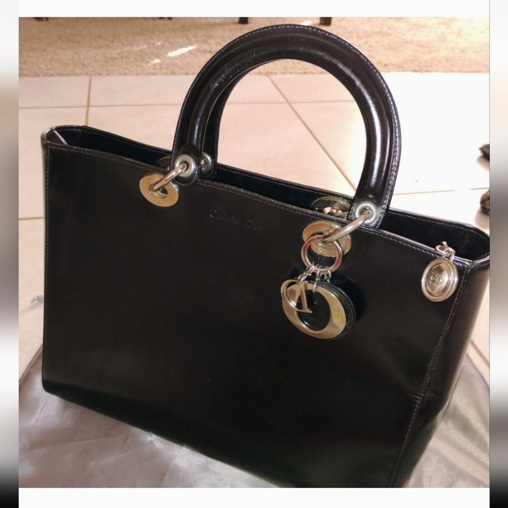 Christian Dior Lady Dior Handbag - Picture 2 of 14
